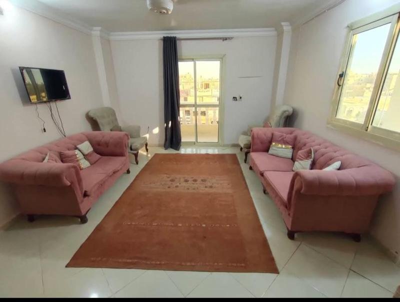 شقه شباب لقطه