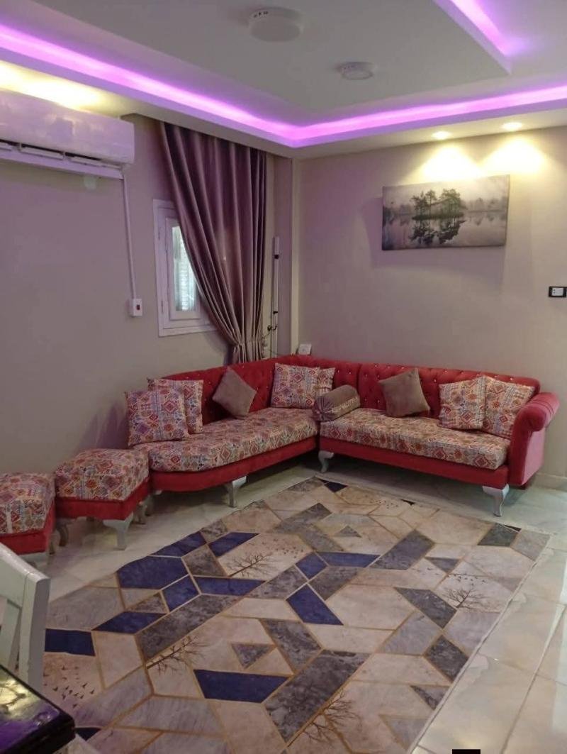 شقه سوبر لوكس فرش نضيف