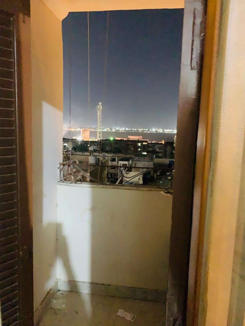 شقه في برج